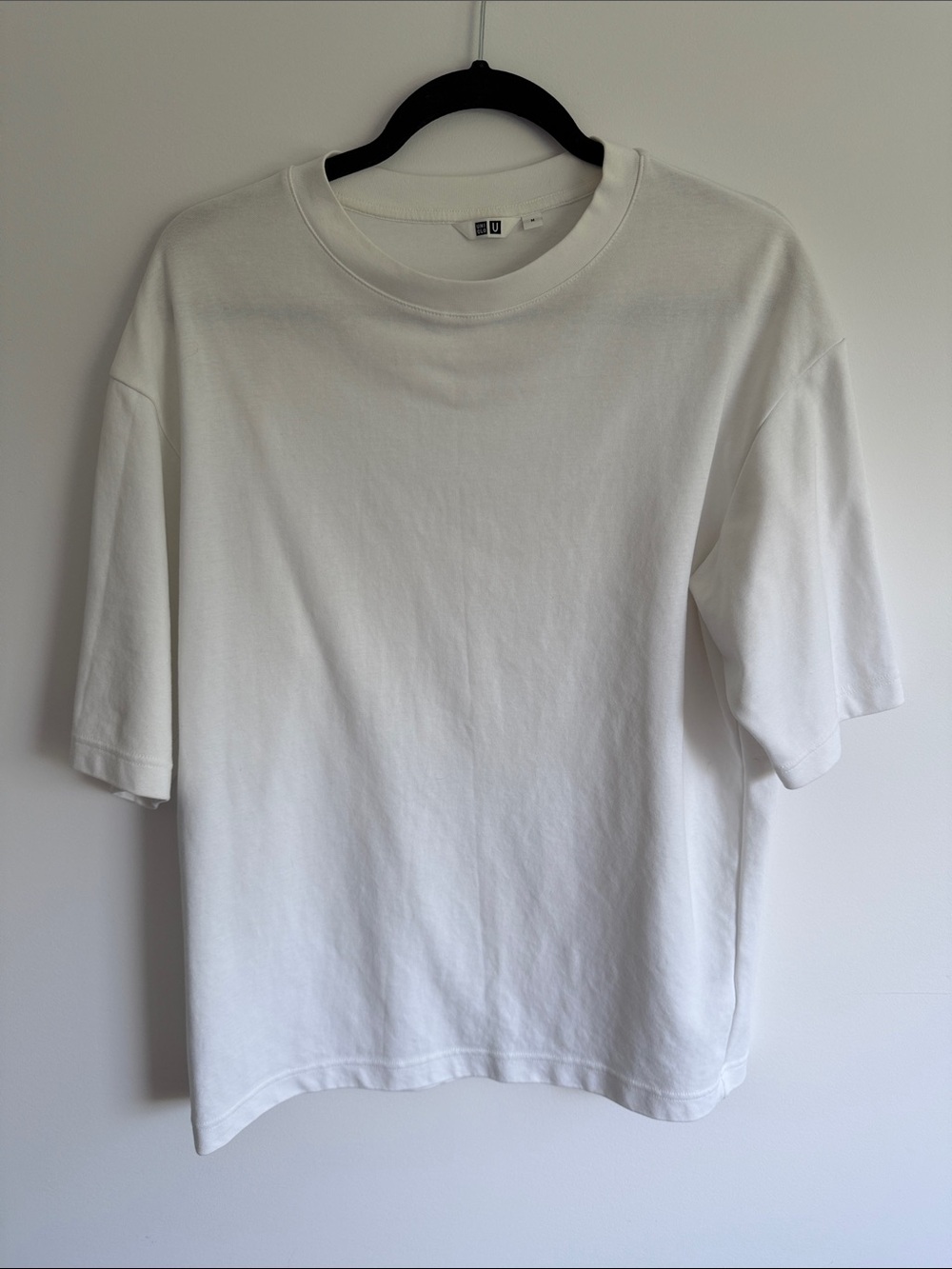 BN Uniqlo White Short Sleeve Crewneck Tee